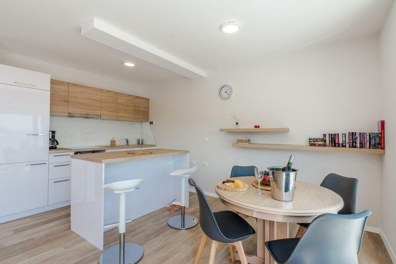 Apartments Sunrise Preko Bagian luar foto